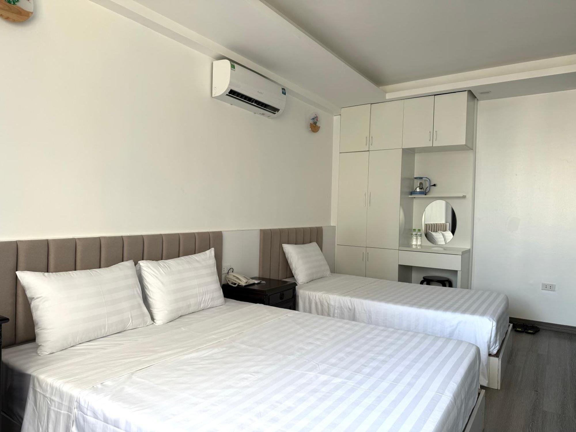 The Queen Hotel & Spa 2 Hanoi Exterior photo