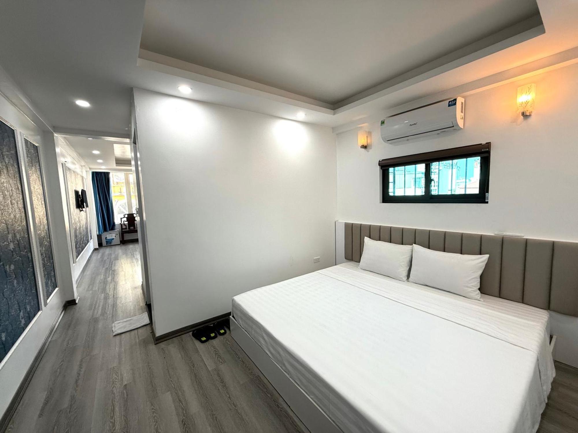 The Queen Hotel & Spa 2 Hanoi Exterior photo