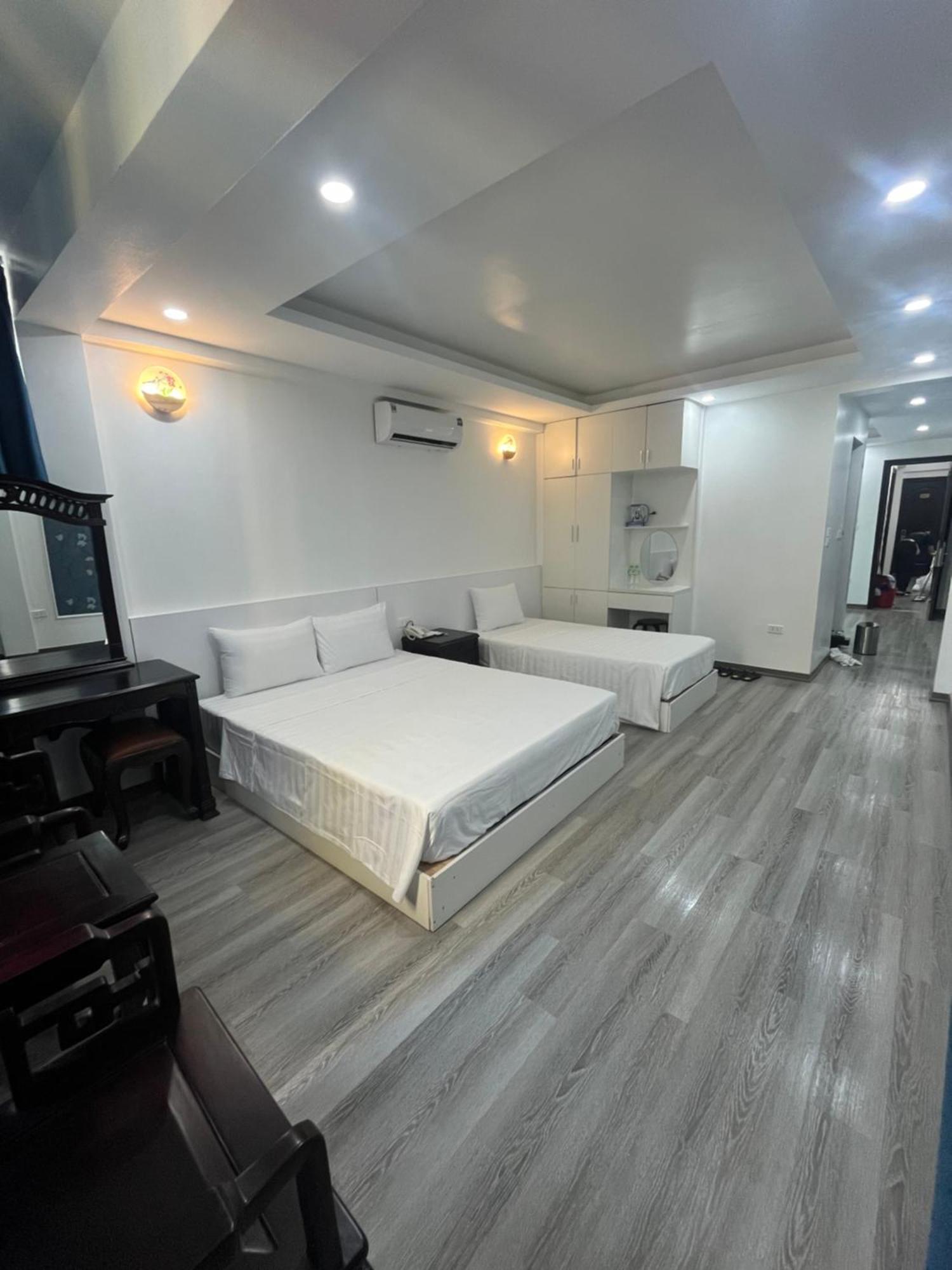 The Queen Hotel & Spa 2 Hanoi Exterior photo