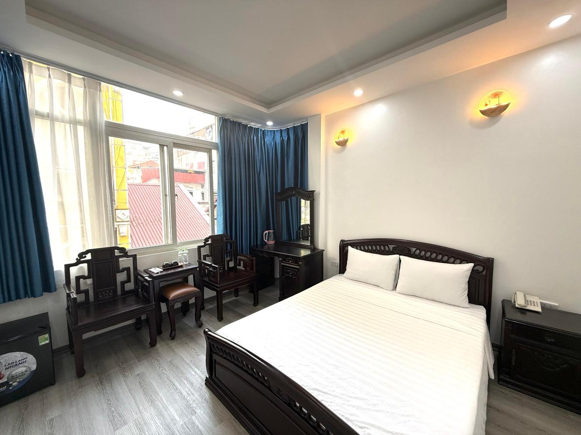 The Queen Hotel & Spa 2 Hanoi Exterior photo