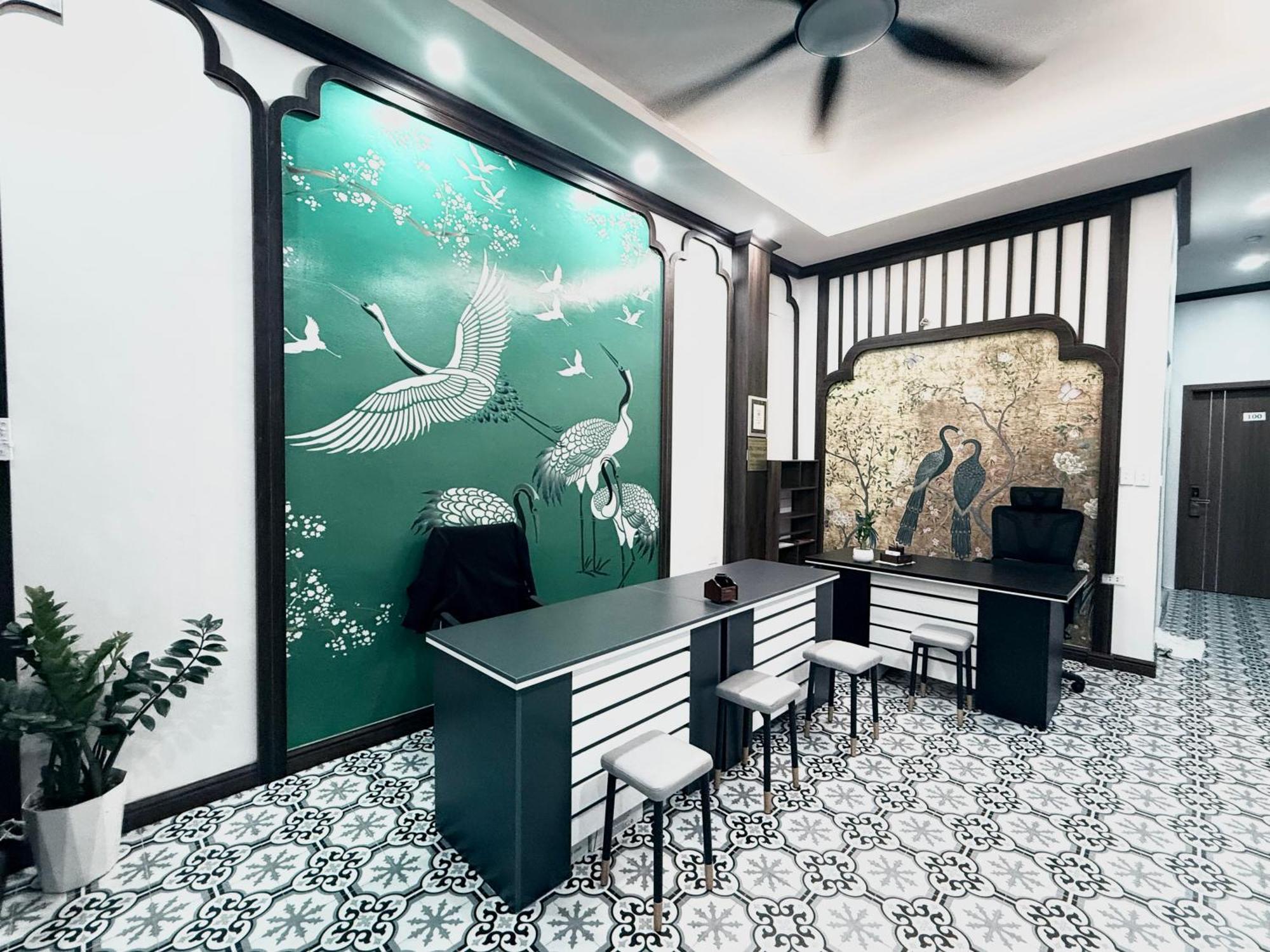 The Queen Hotel & Spa 2 Hanoi Exterior photo